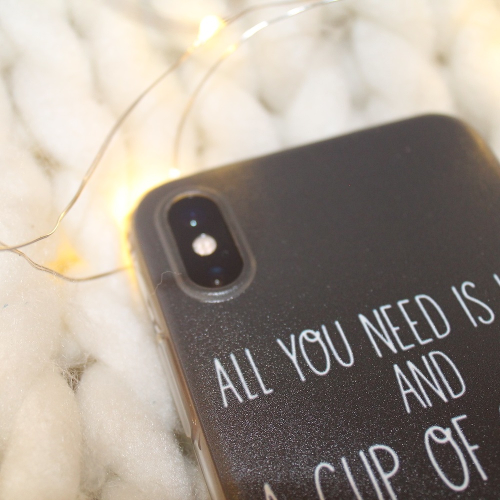 iPhone X/XS Case - Picture 4 of 5